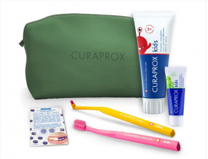 Набор детский в косметичке,Curaprox, Швейцария
